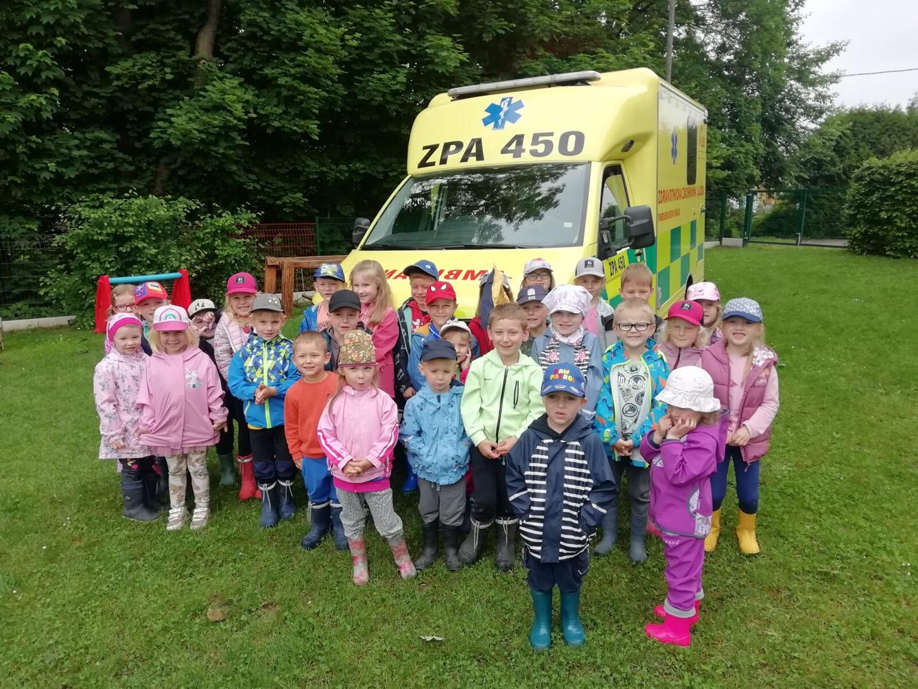 PŘEKVAPENÍ PRO DĚTI - ZÁCHRANKA - 22