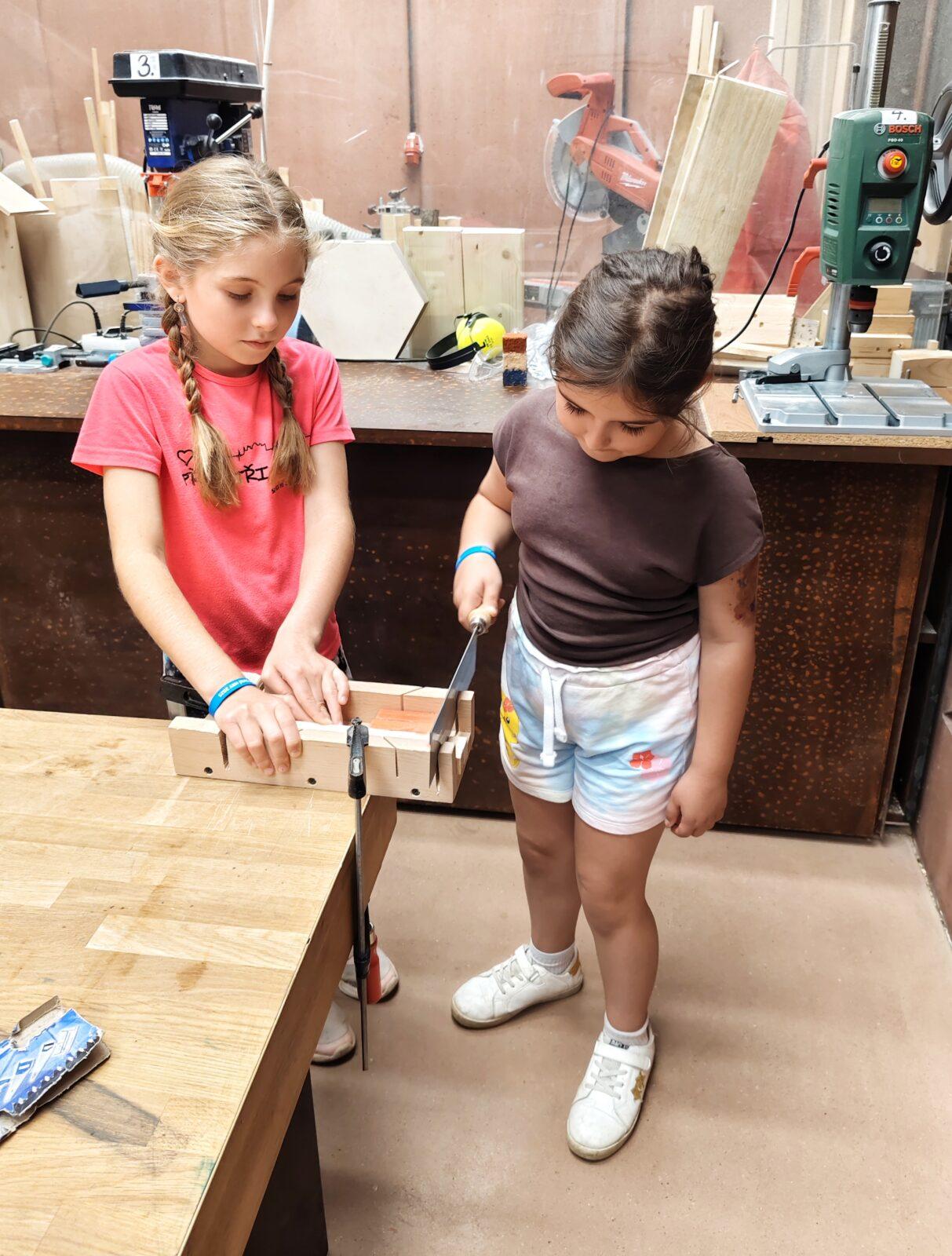 Třeťáci ve Sféře - 6