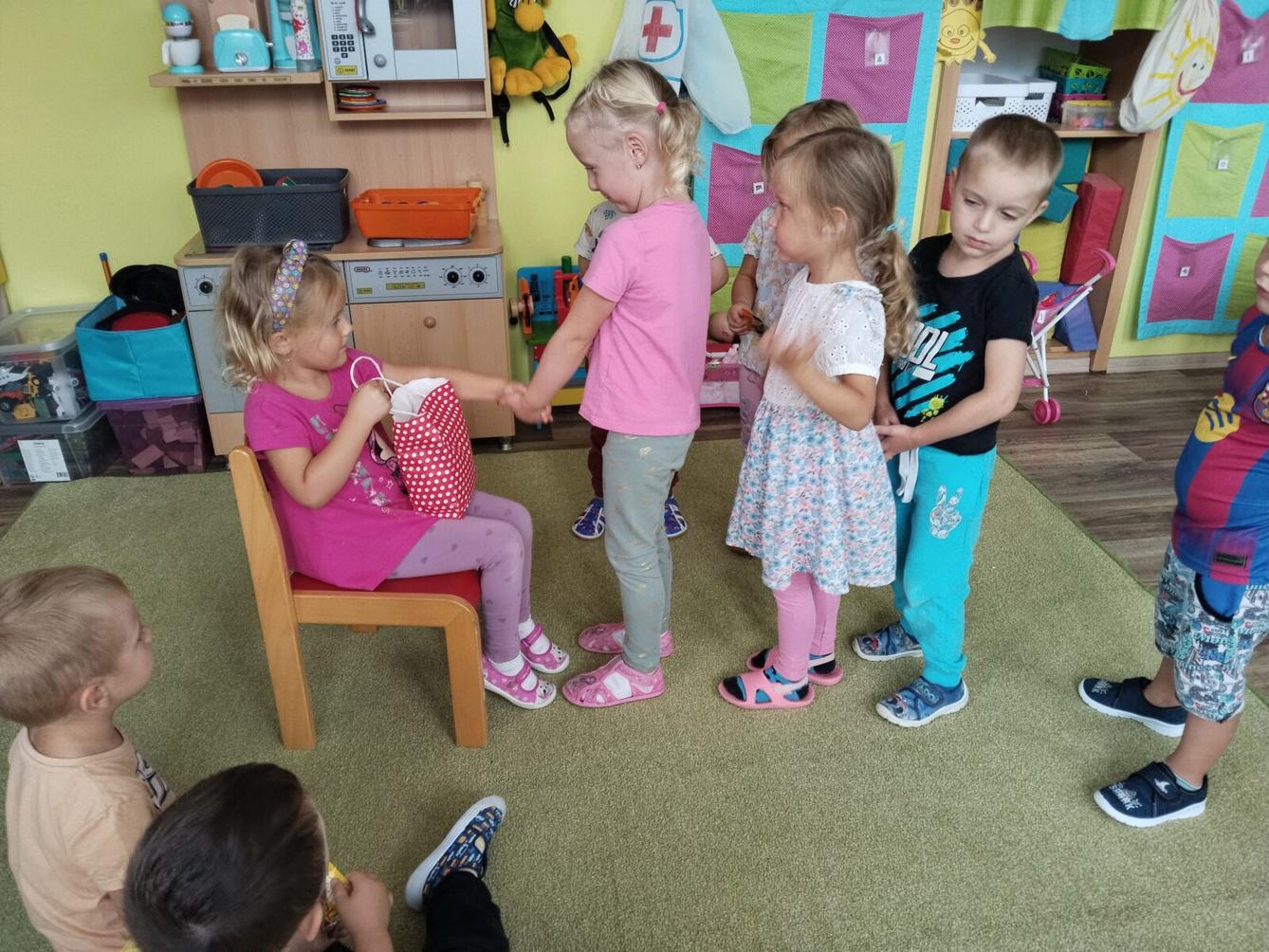 BROUČCI - HURÁ DO ŠKOLKY - 35