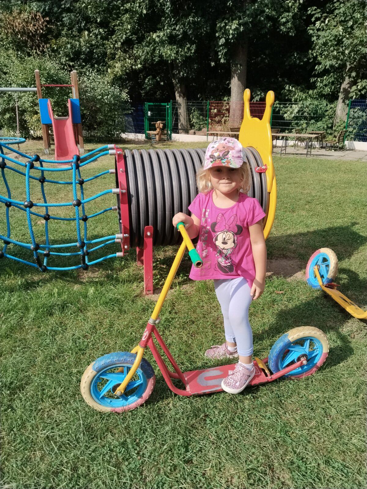 BROUČCI - HURÁ DO ŠKOLKY - 38