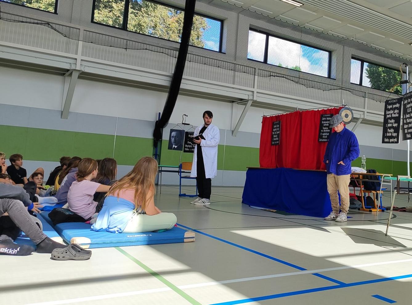 Divadélko pro školy - druhý stupeň - 4