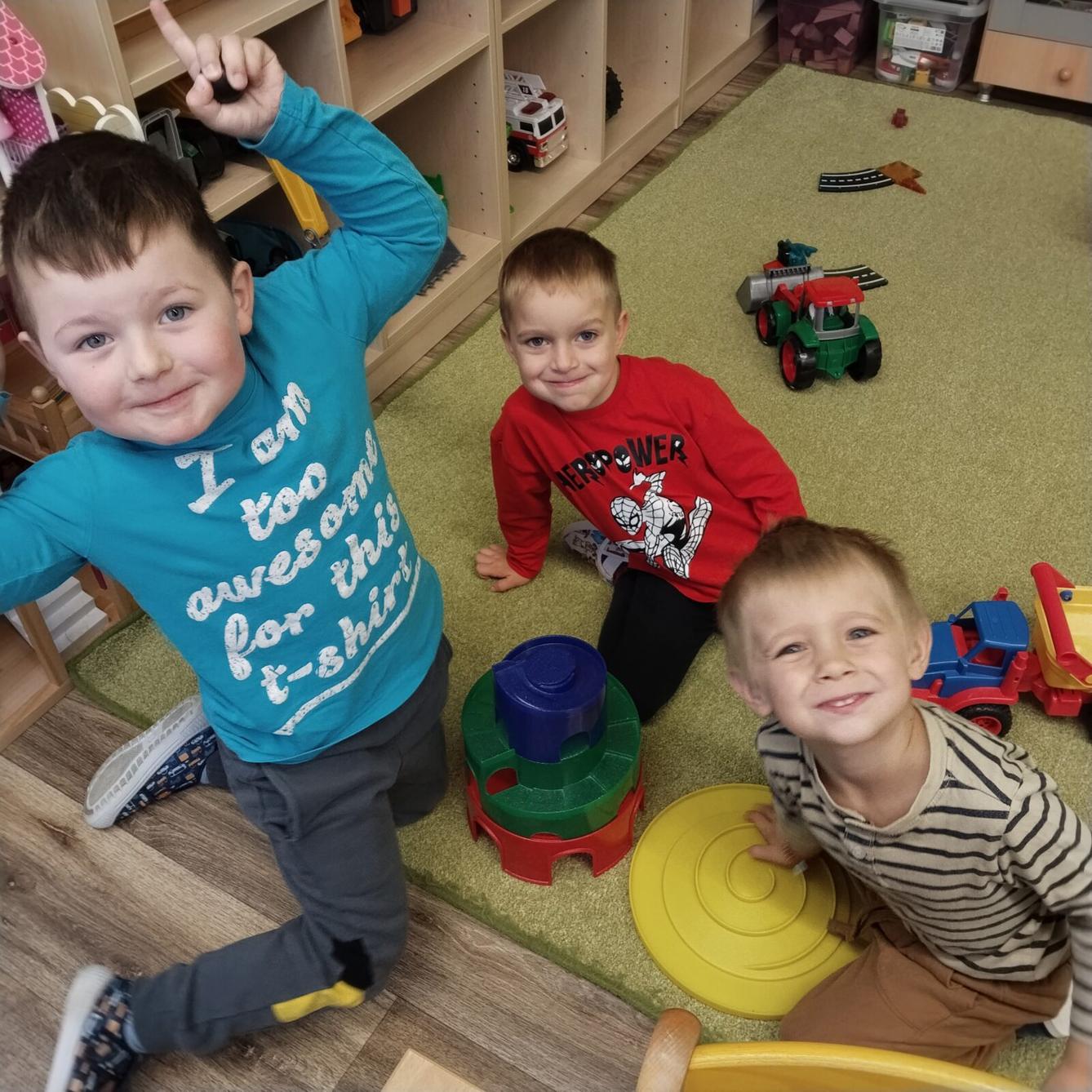 BROUČCI - VŮNĚ JABLÍČKA - 23