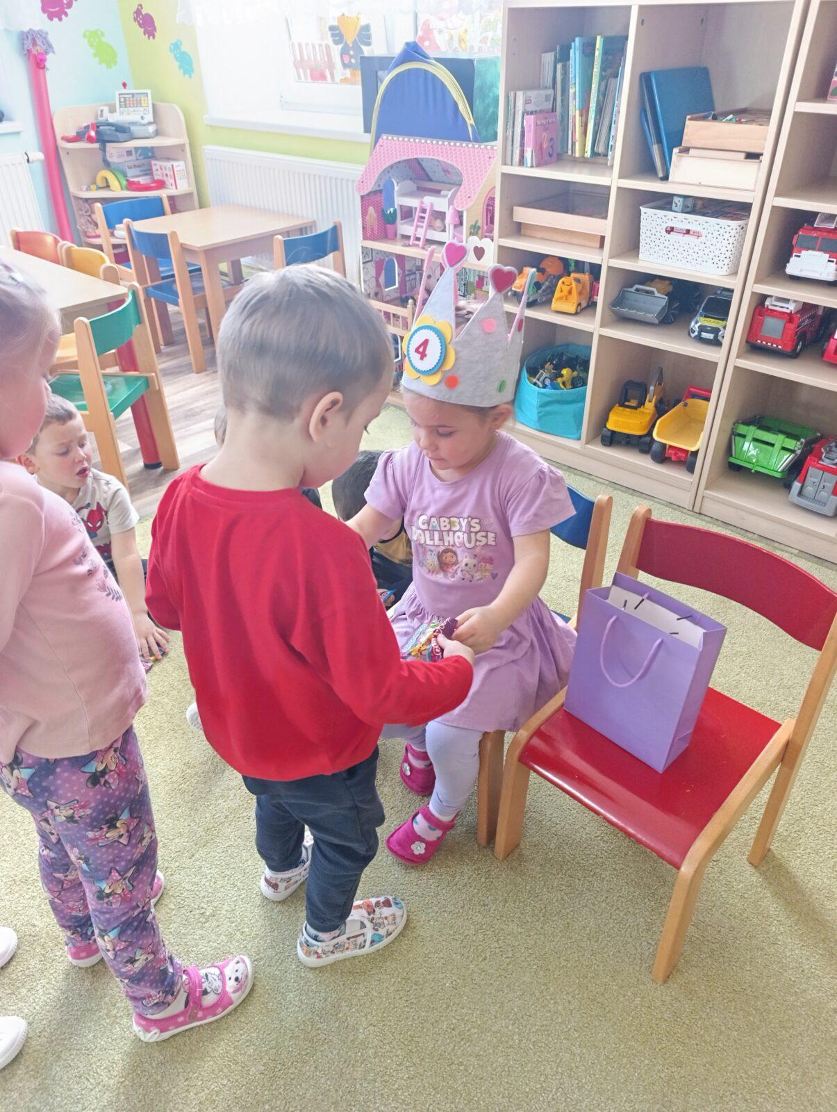 slavíme: karlička měla narozeniny - 8