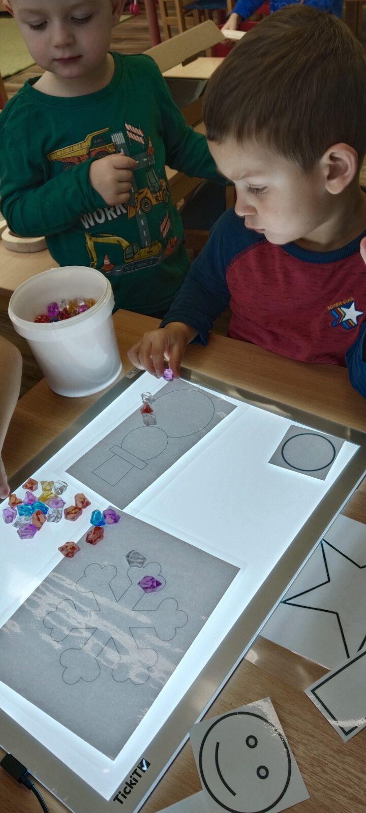 BROUČCI: BUDE ZIMA, BUDE MRÁZ - 18