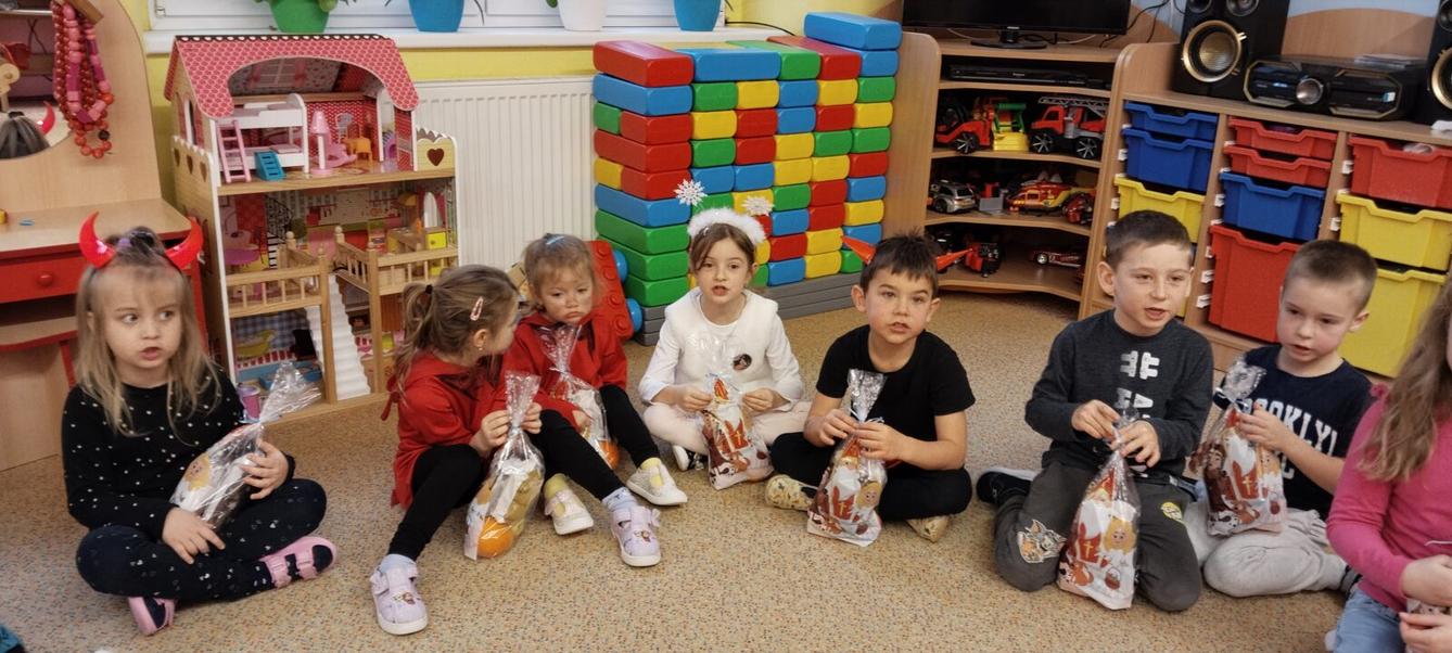 MIKULÁŠSKÁ NADÍLKA - 16