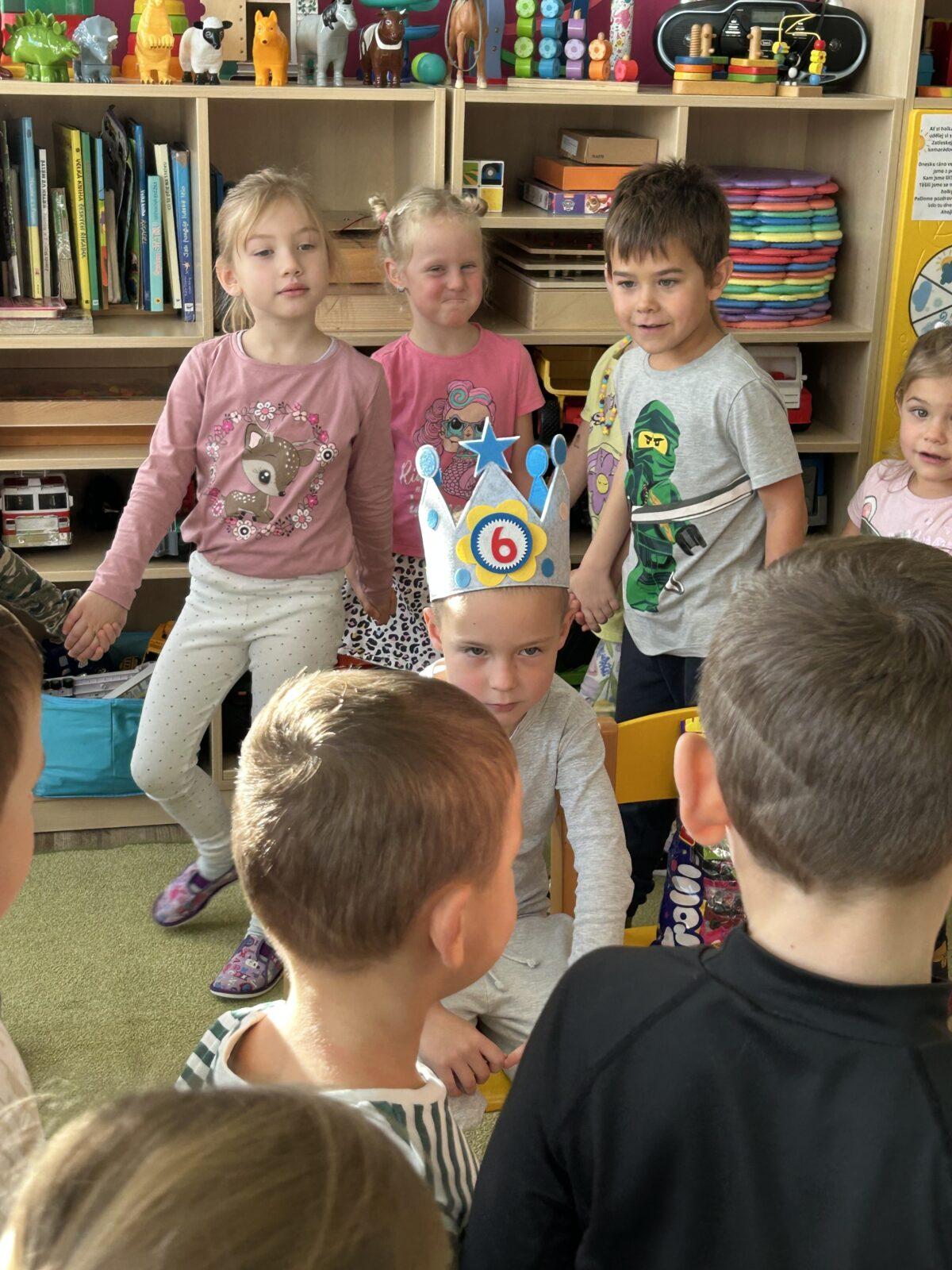 SLAVÍME: MYREČEK MĚL NAROZENINY - 2