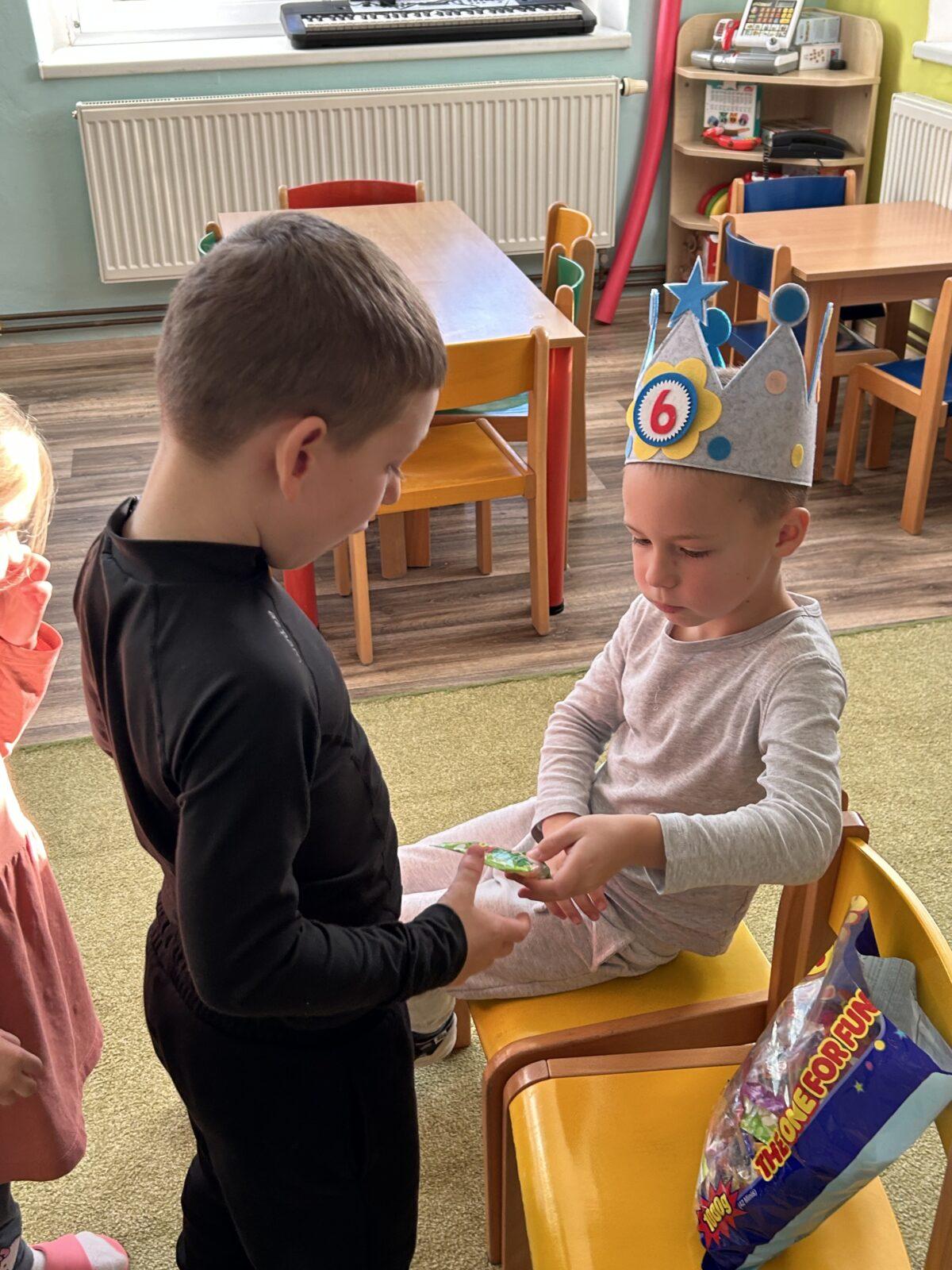 SLAVÍME: MYREČEK MĚL NAROZENINY - 4