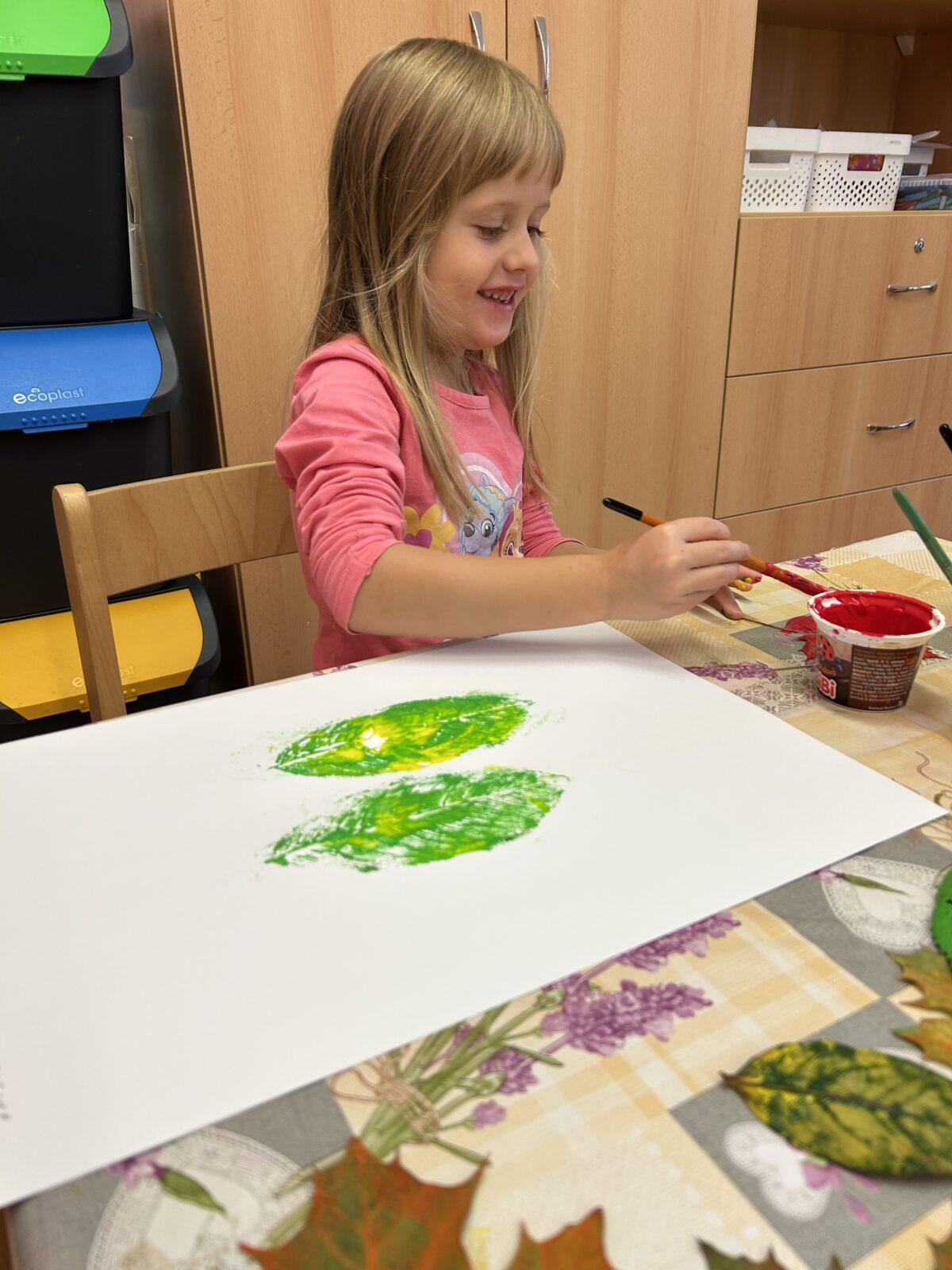 SOVIČKY: LISTÍ ŽLOUTNE POLETUJE - 26