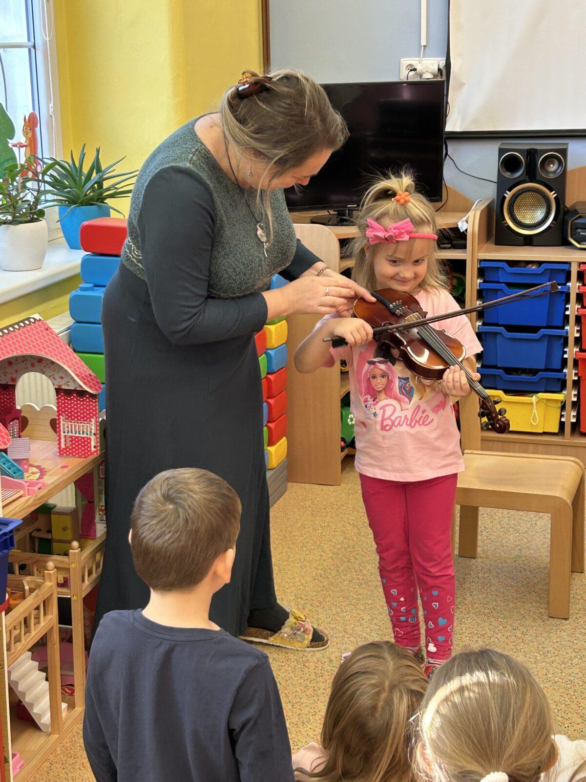 VZDĚLÁVACÍ PROGRAM - USPÁVÁNÍ BROUČKŮ - 8