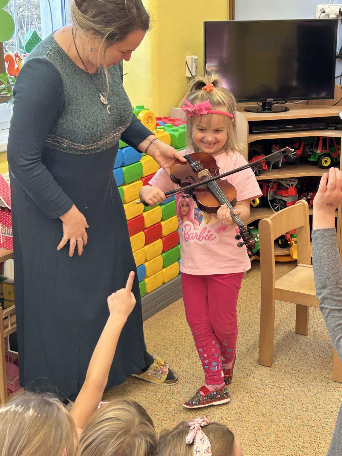 VZDĚLÁVACÍ PROGRAM - USPÁVÁNÍ BROUČKŮ - 9