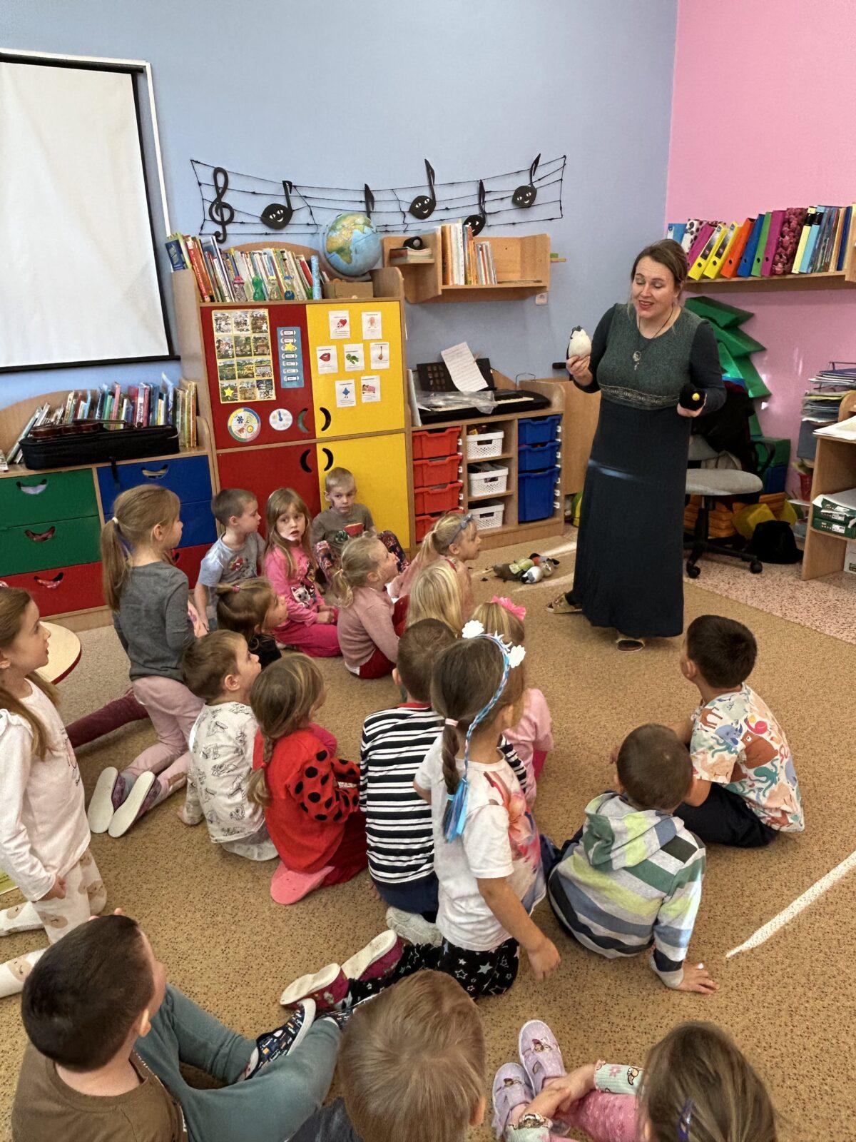 VZDĚLÁVACÍ PROGRAM - USPÁVÁNÍ BROUČKŮ - 11