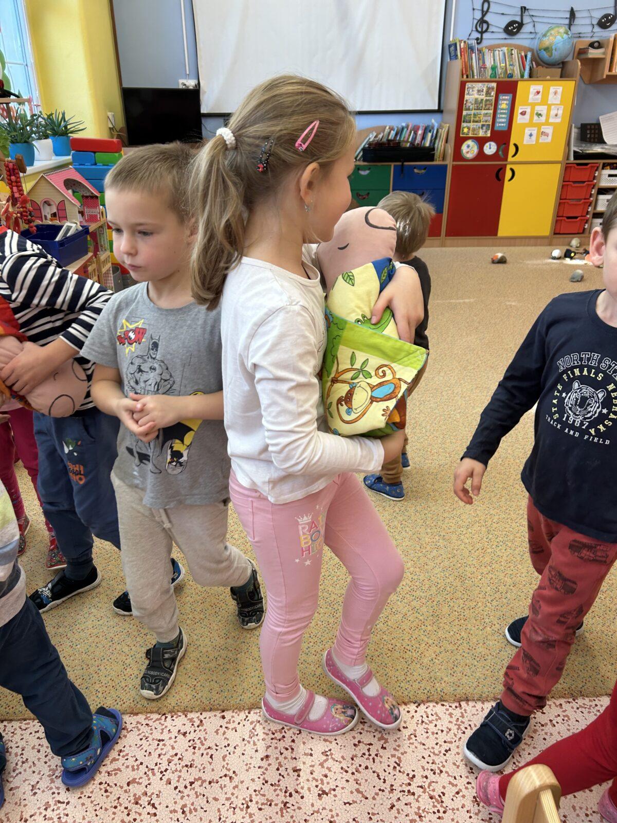 VZDĚLÁVACÍ PROGRAM - USPÁVÁNÍ BROUČKŮ - 33