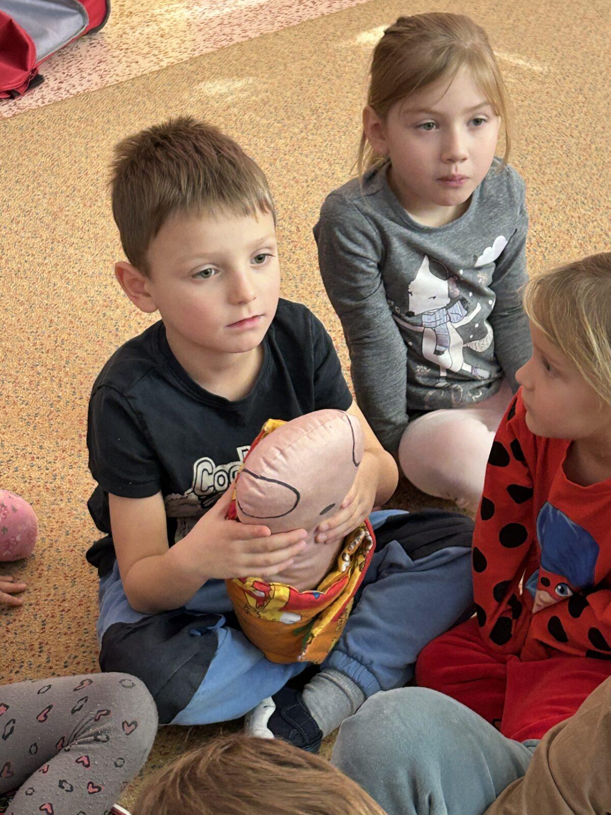 VZDĚLÁVACÍ PROGRAM - USPÁVÁNÍ BROUČKŮ - 53