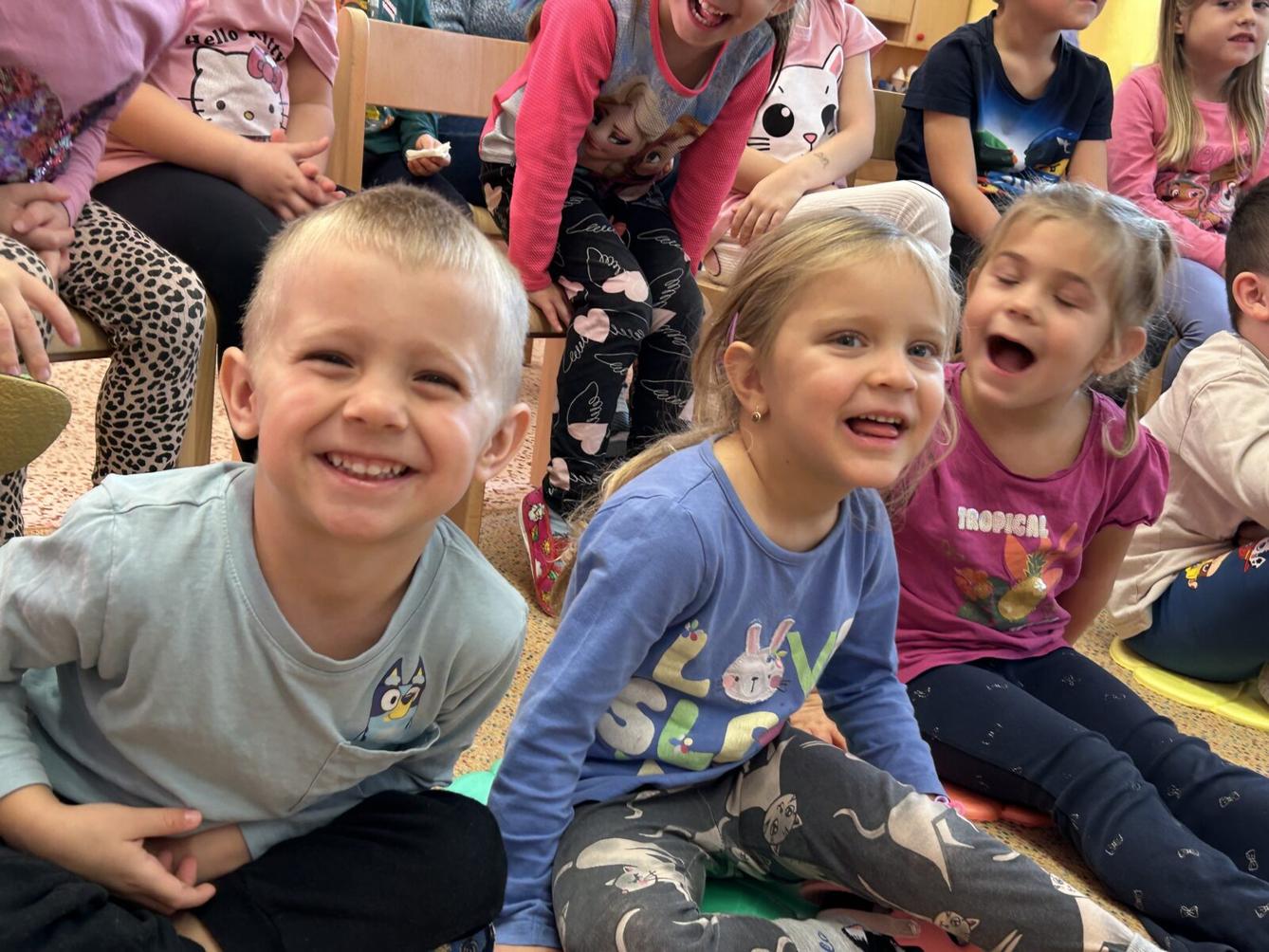 PŘIJEL K NÁM KOUZELNÍK - 6