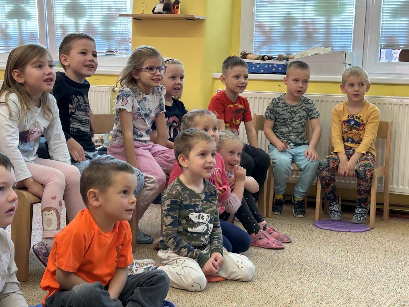 PŘIJEL K NÁM KOUZELNÍK - 7