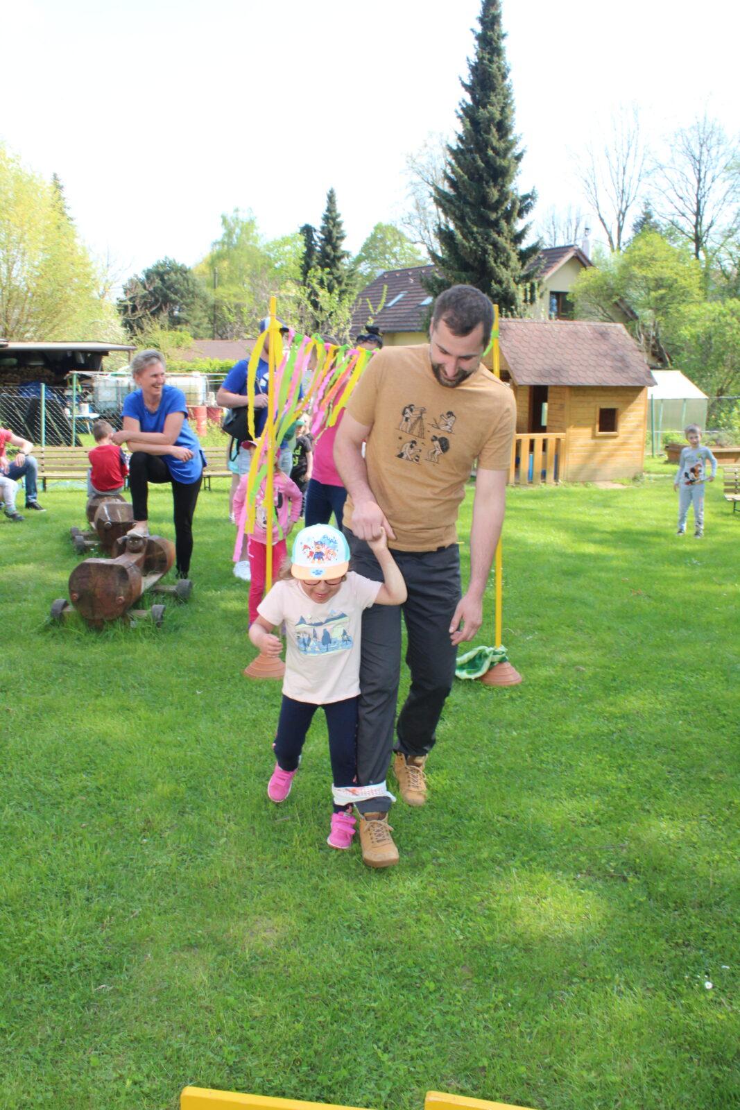 broučci a sovičky:besídka pro maminky - 25