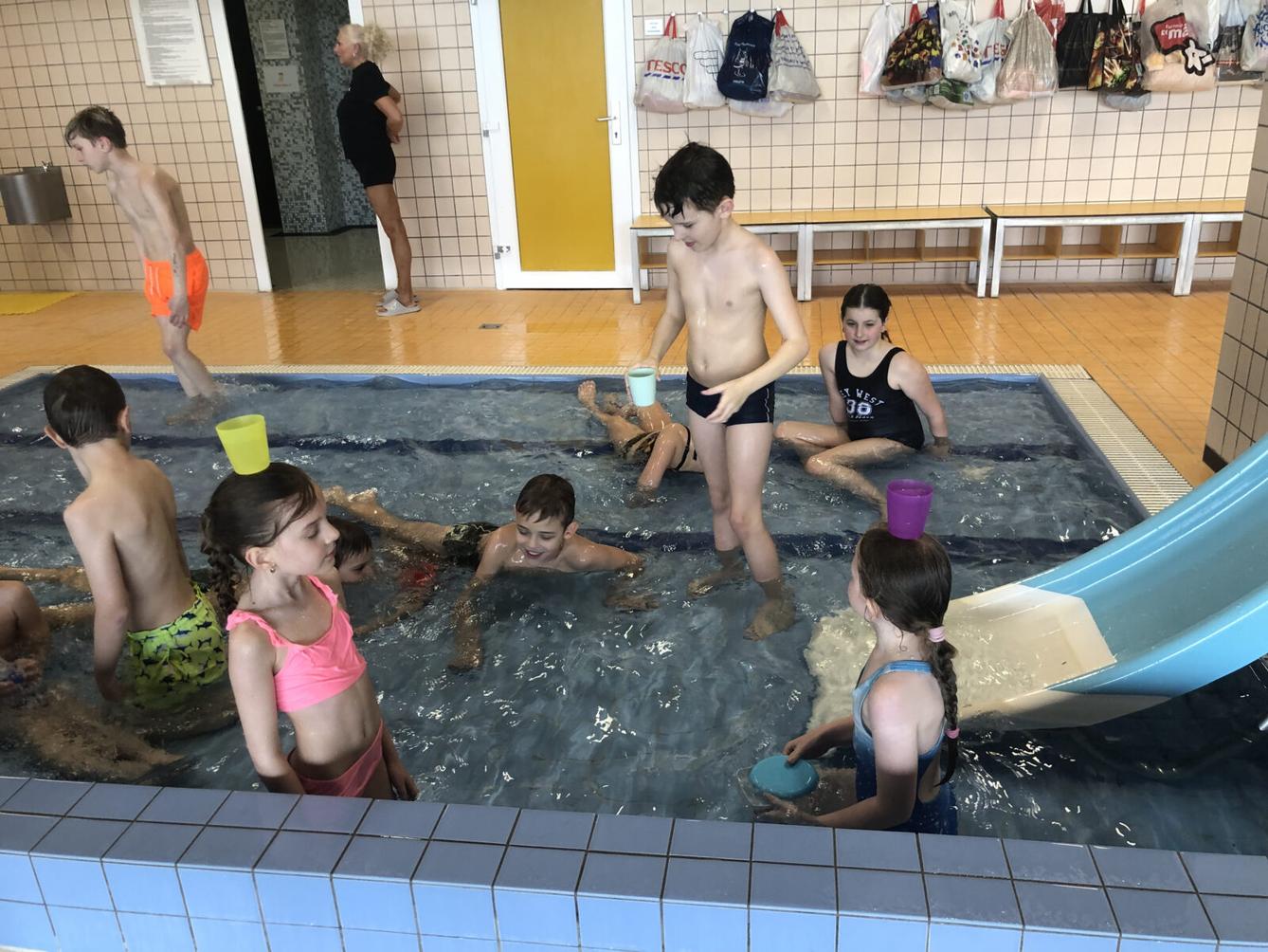 Poslední lekce plavání - 2. a 3. tř. - 4