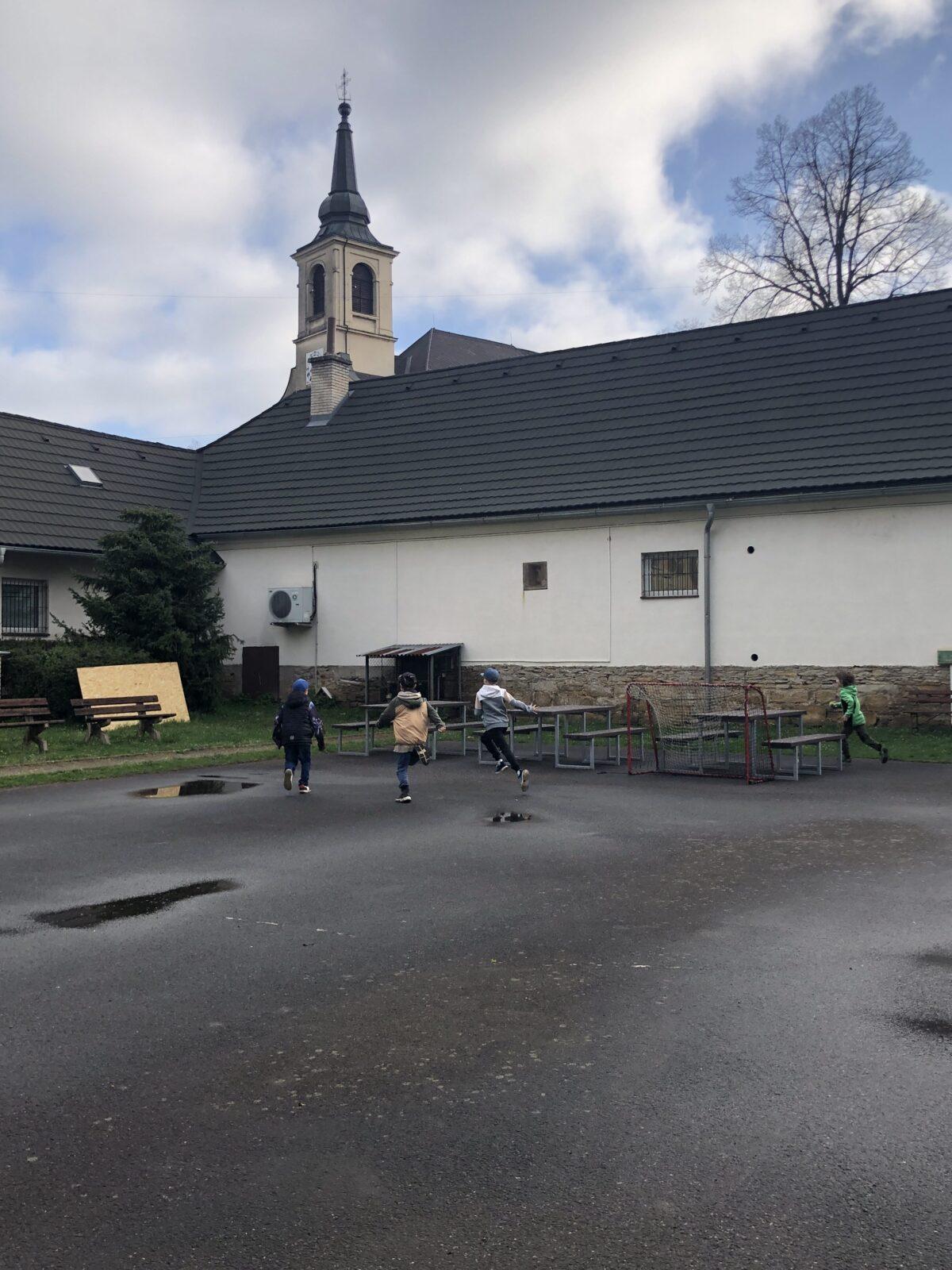 Velikonoční lov vajíček - 1