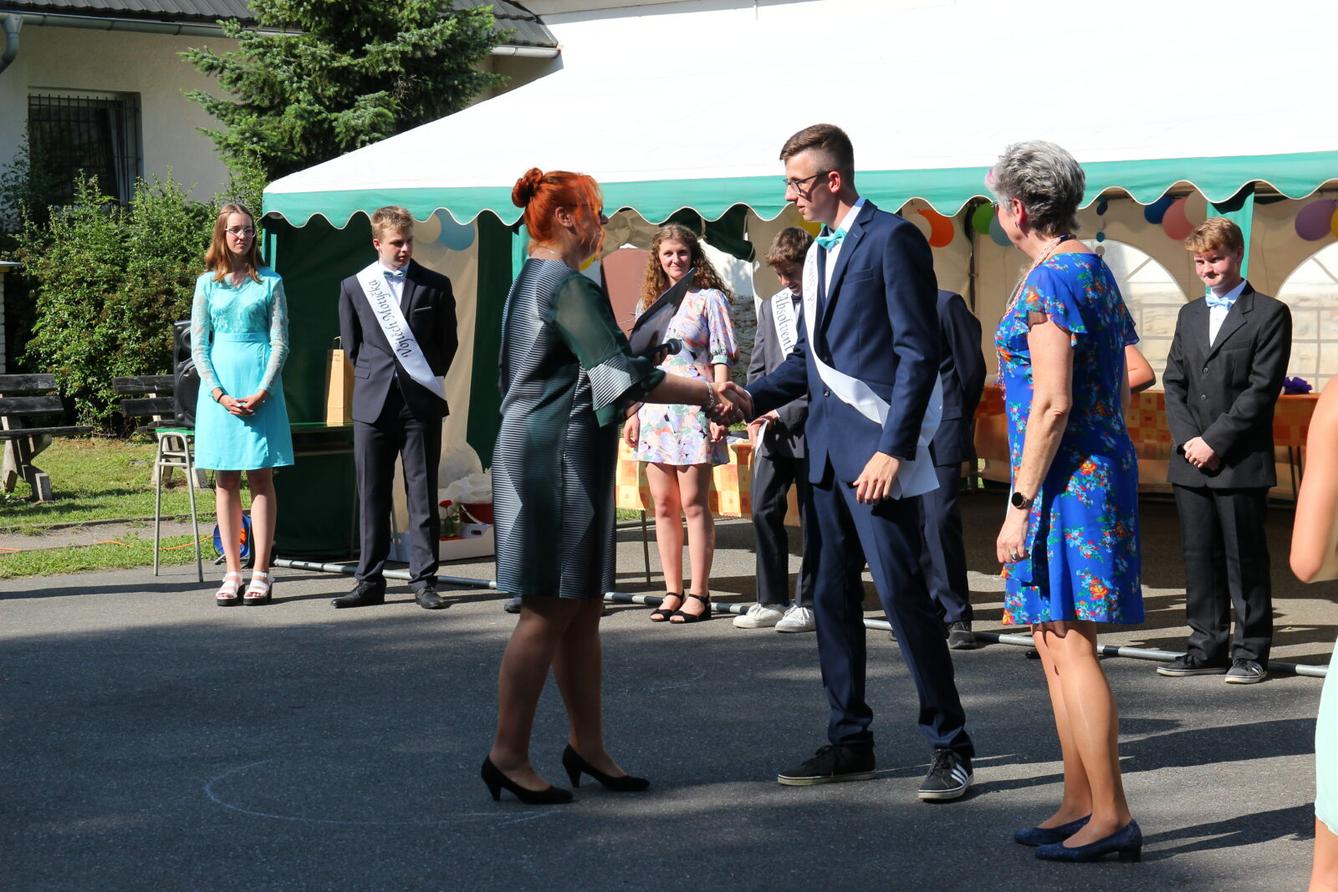 Loučení žáků 9. třídy - 15