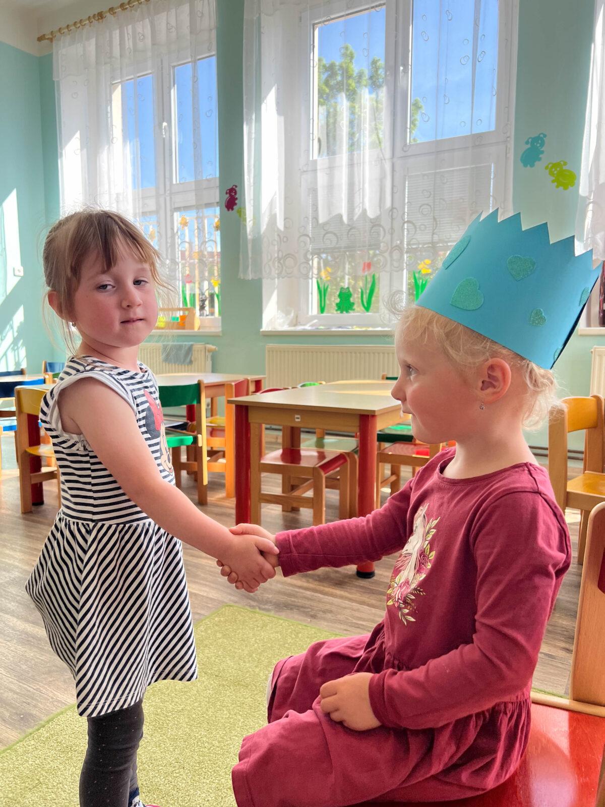 SLAVÍME: ESTERKA MĚLA NAROZENINY - 10