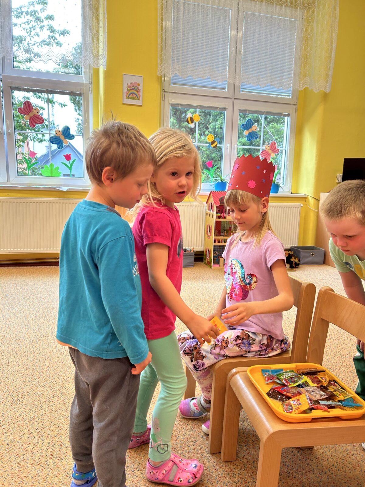 SLAVÍME: LUCINKA MĚLA NAROZENINY - 7