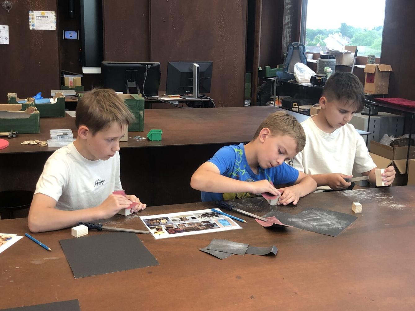 Třeťáci ve Sféře - 7