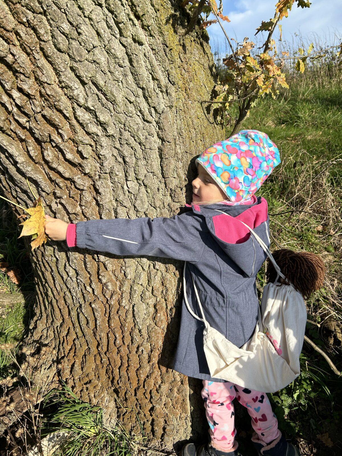 SOVIČKY: LISTÍ ŽLOUTNE, POLETUJE - 10