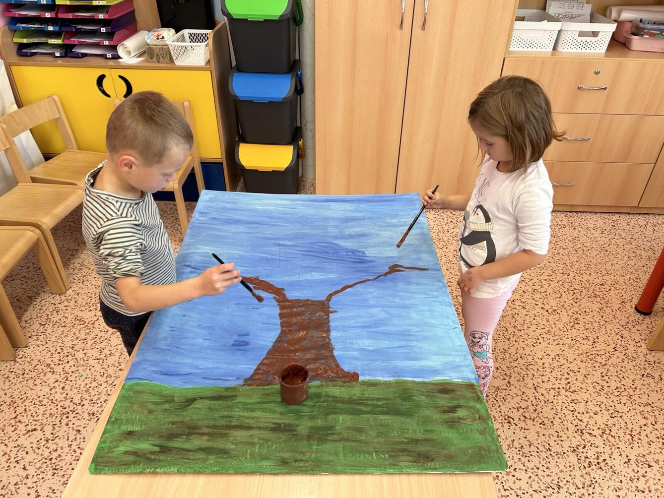 SOVIČKY: LISTÍ ŽLOUTNE, POLETUJE - 22