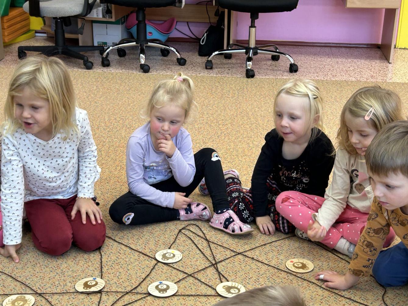 PROGRAM S KNIHOVNICEMI PRO DĚTI - 13