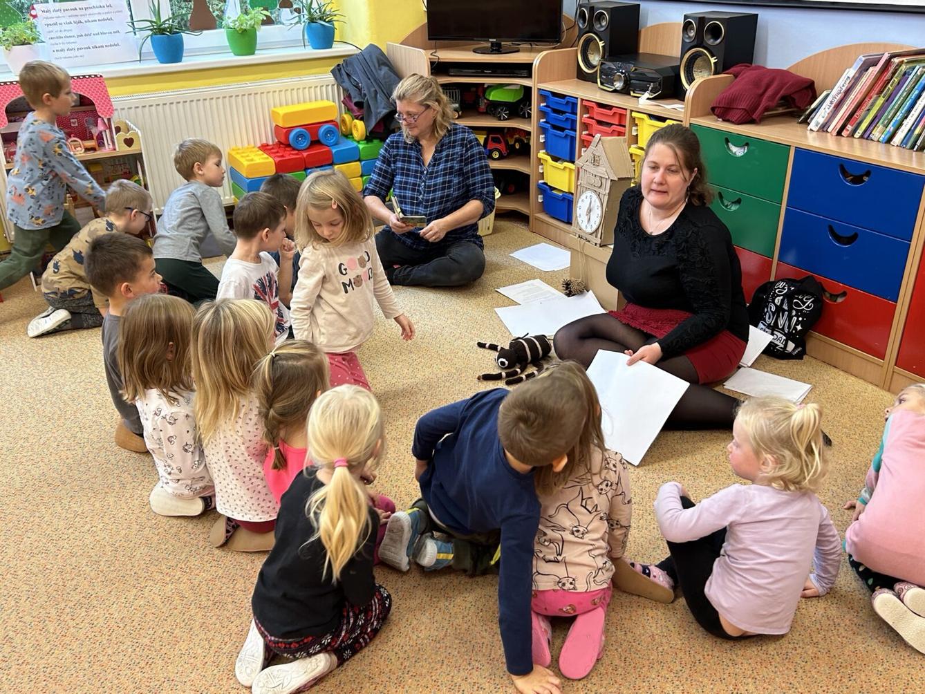 PROGRAM S KNIHOVNICEMI PRO DĚTI - 19