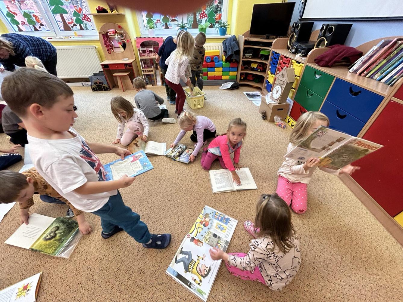 PROGRAM S KNIHOVNICEMI PRO DĚTI - 28