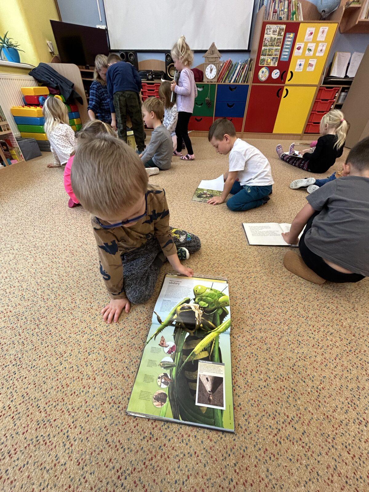 PROGRAM S KNIHOVNICEMI PRO DĚTI - 32