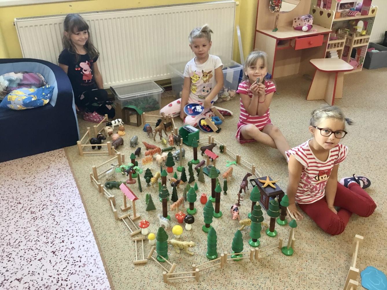 SOVIČKY: ,,LES" - 11