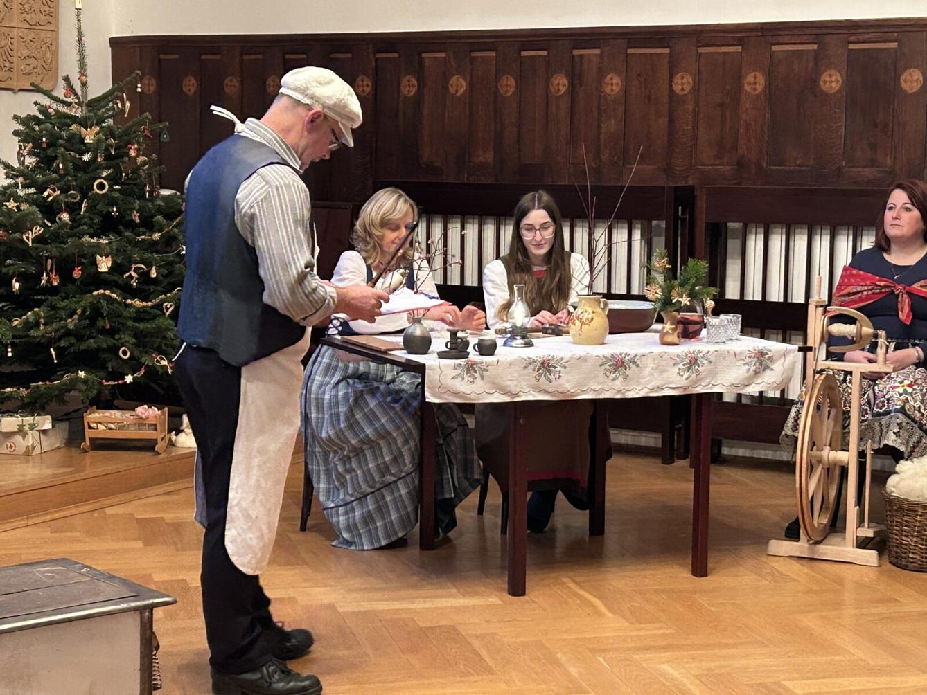 NÁVŠTĚVA MUZEA - VÁNOČNÍ TRADICE - 4