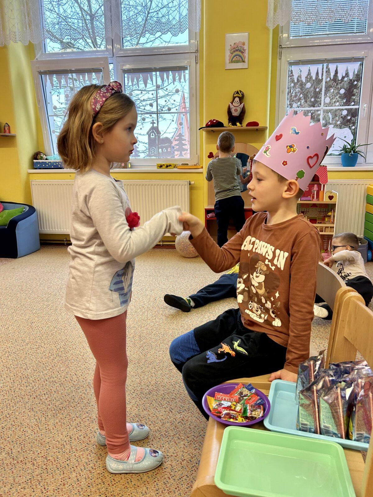 SLAVÍME: DOMČA MĚL NAROZENINY - 9