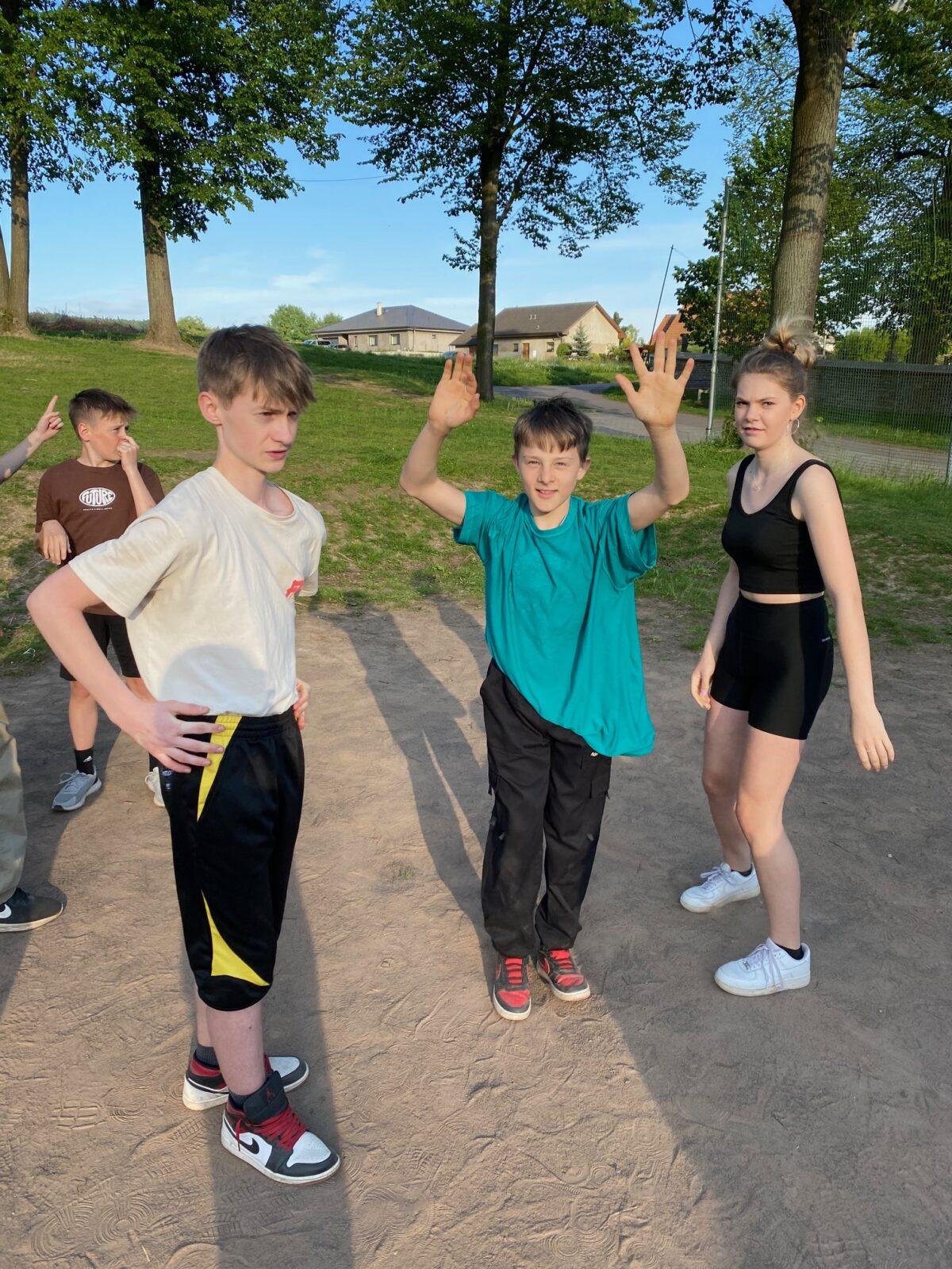 Spaní ve škole - 8. B - 14