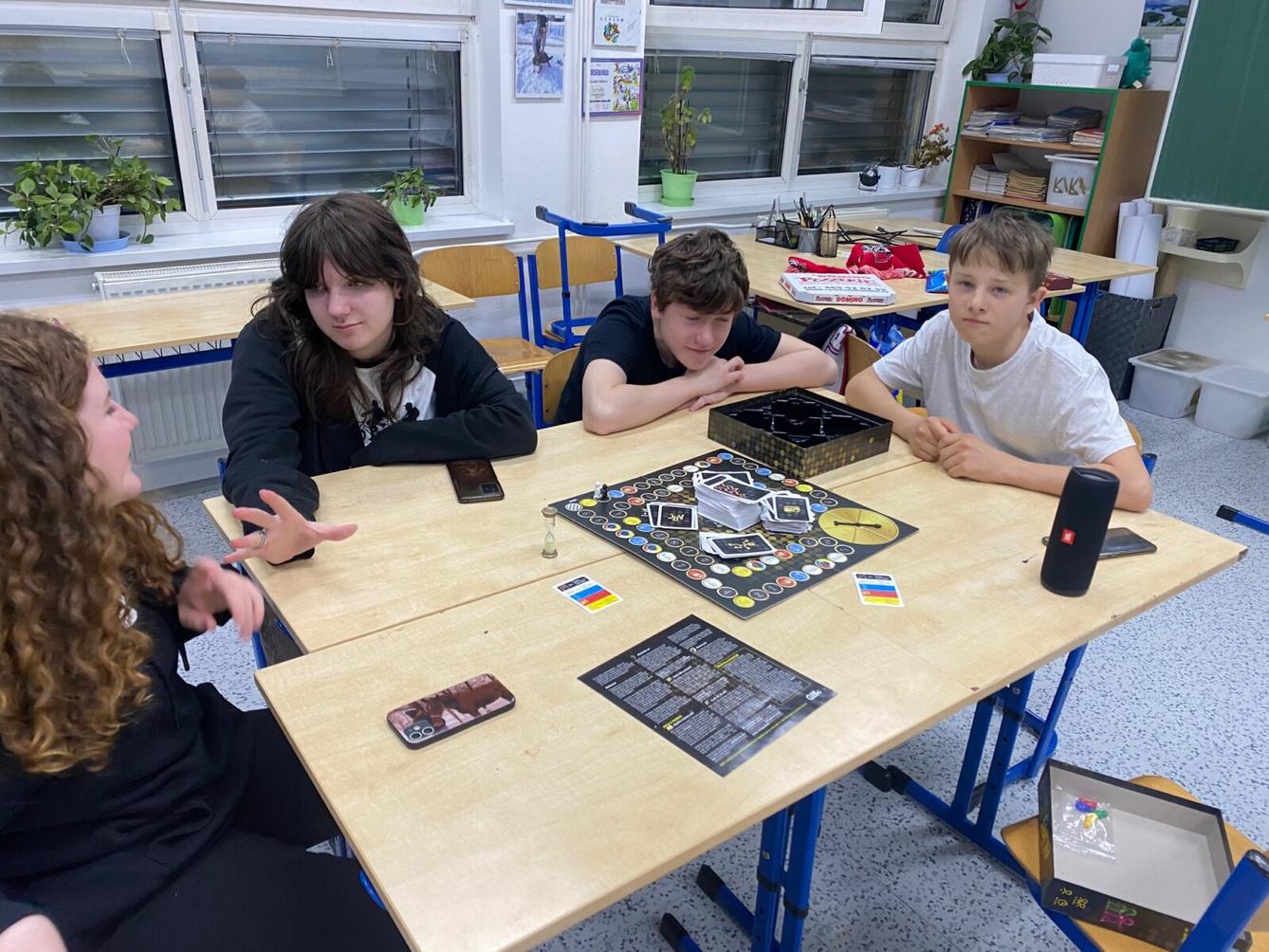 Spaní ve škole - 8. B - 30