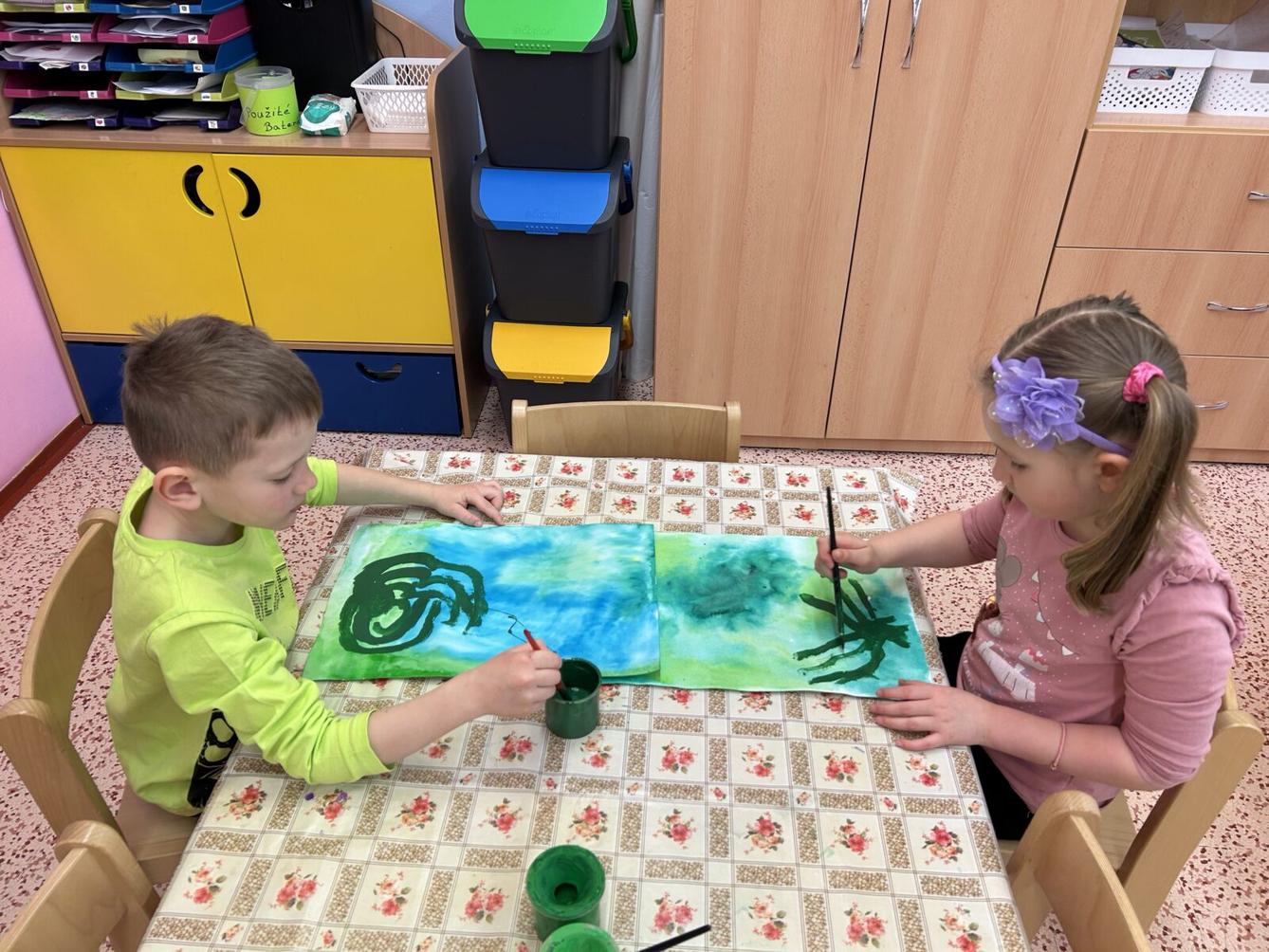 SOVIČKY: ,,O ZAKLETÝCH STROMECH, PŘIŠLO JARO DO VSI" - 35