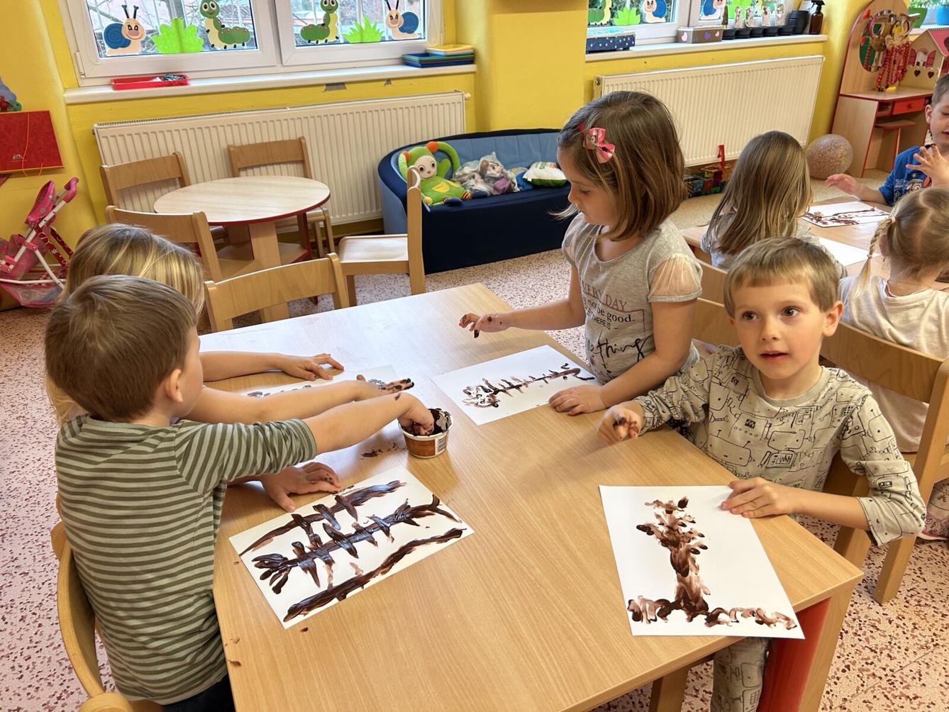 SOVIČKY: ,,O ZAKLETÝCH STROMECH, PŘIŠLO JARO DO VSI" - 39