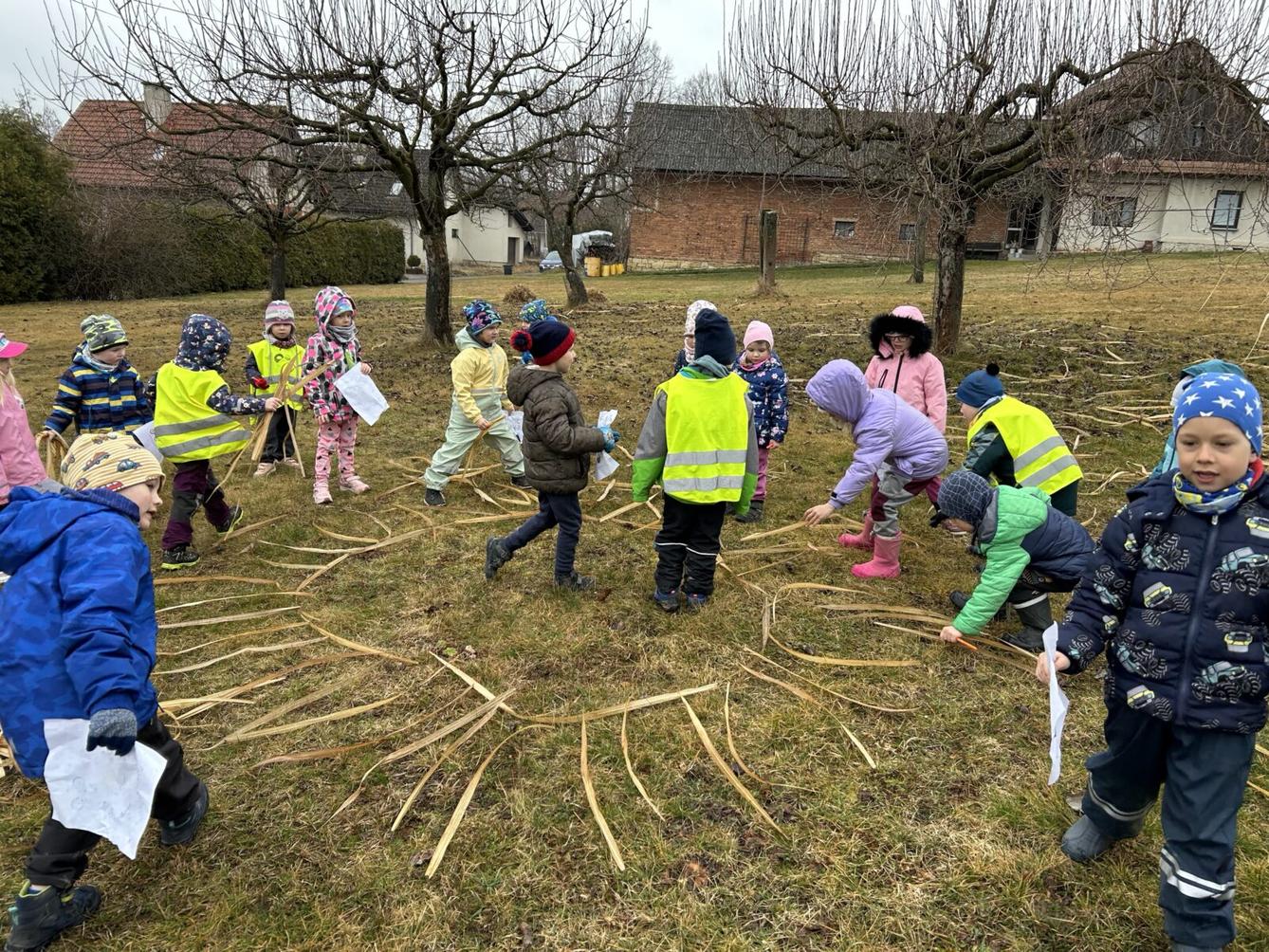 SOVIČKY: ,,O ZAKLETÝCH STROMECH, PŘIŠLO JARO DO VSI" - 42