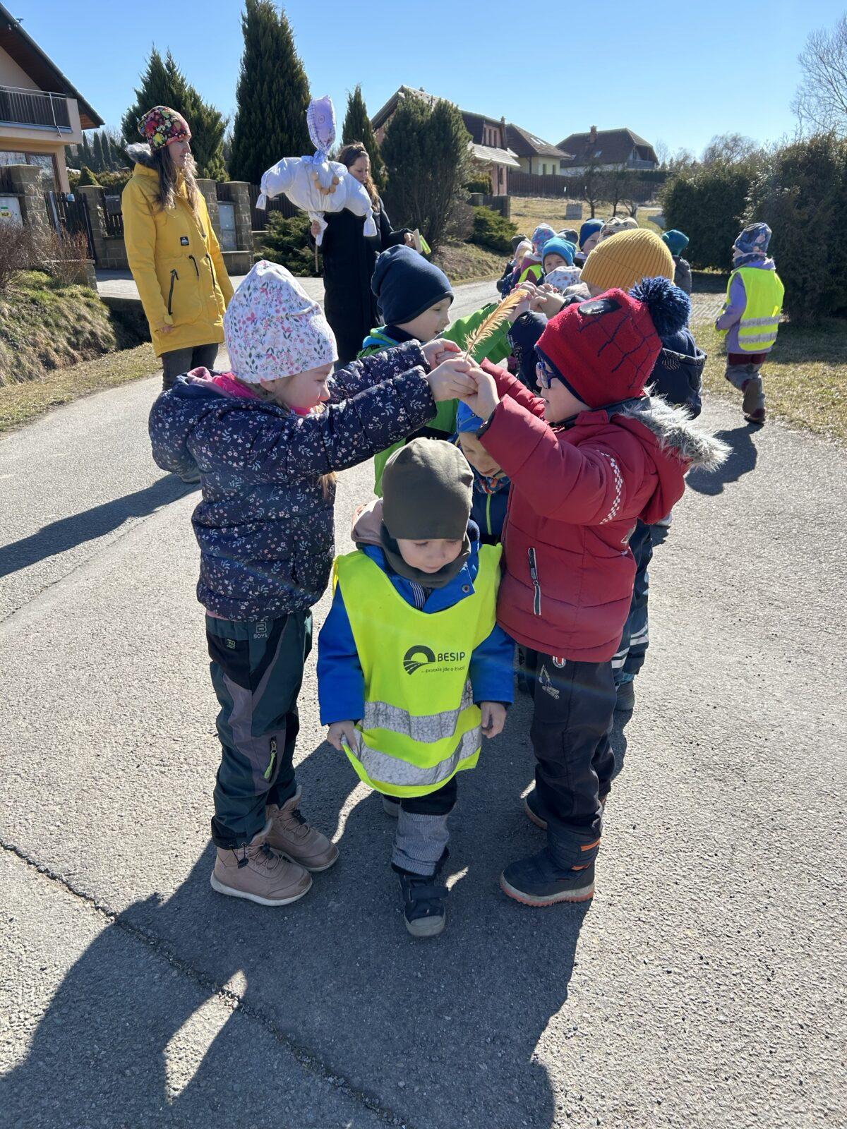 VYNÁŠENÍ MORENY - 12