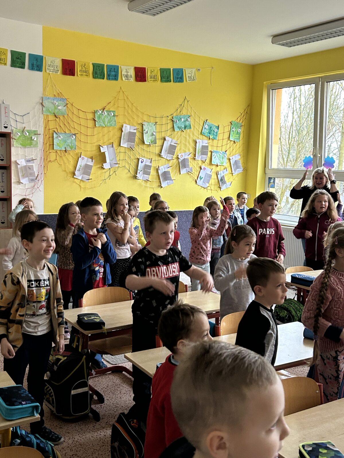 PŘEDŠKOLÁCI: NÁVŠTĚVA ZŠ - 1