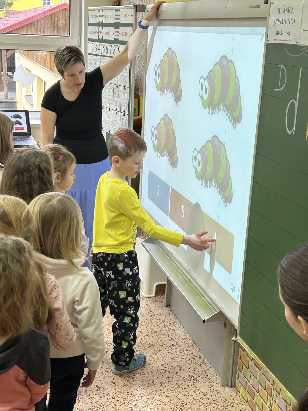 PŘEDŠKOLÁCI: NÁVŠTĚVA ZŠ - 9