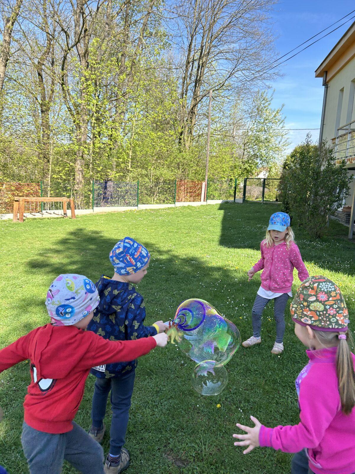 MOMENTKY ZE ŠKOLKY - 1