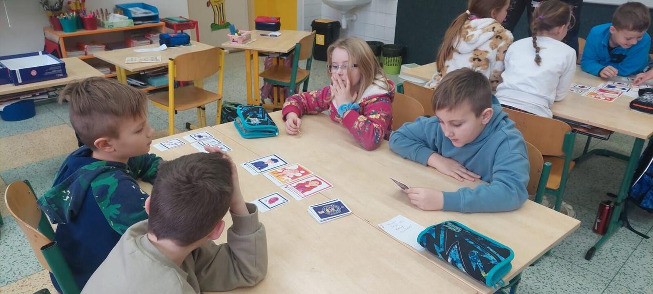 4. třída a Dobronuati - 8