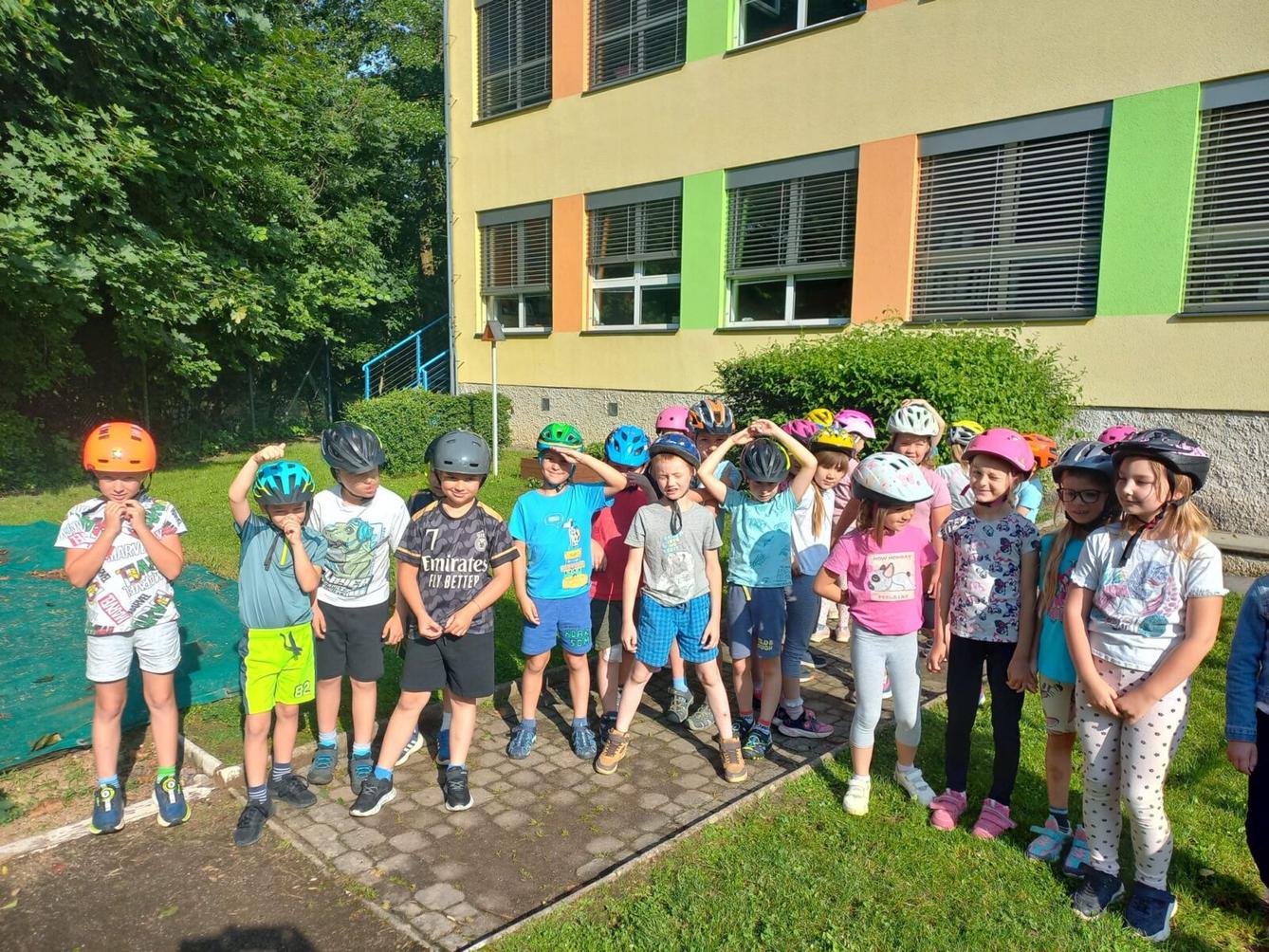 Dopravní výchova na hřišti ZŠ Libchavy - 1