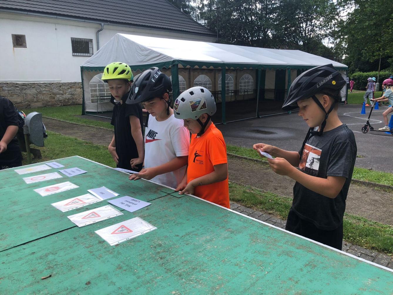 Dopravní výchova na hřišti ZŠ Libchavy - 9