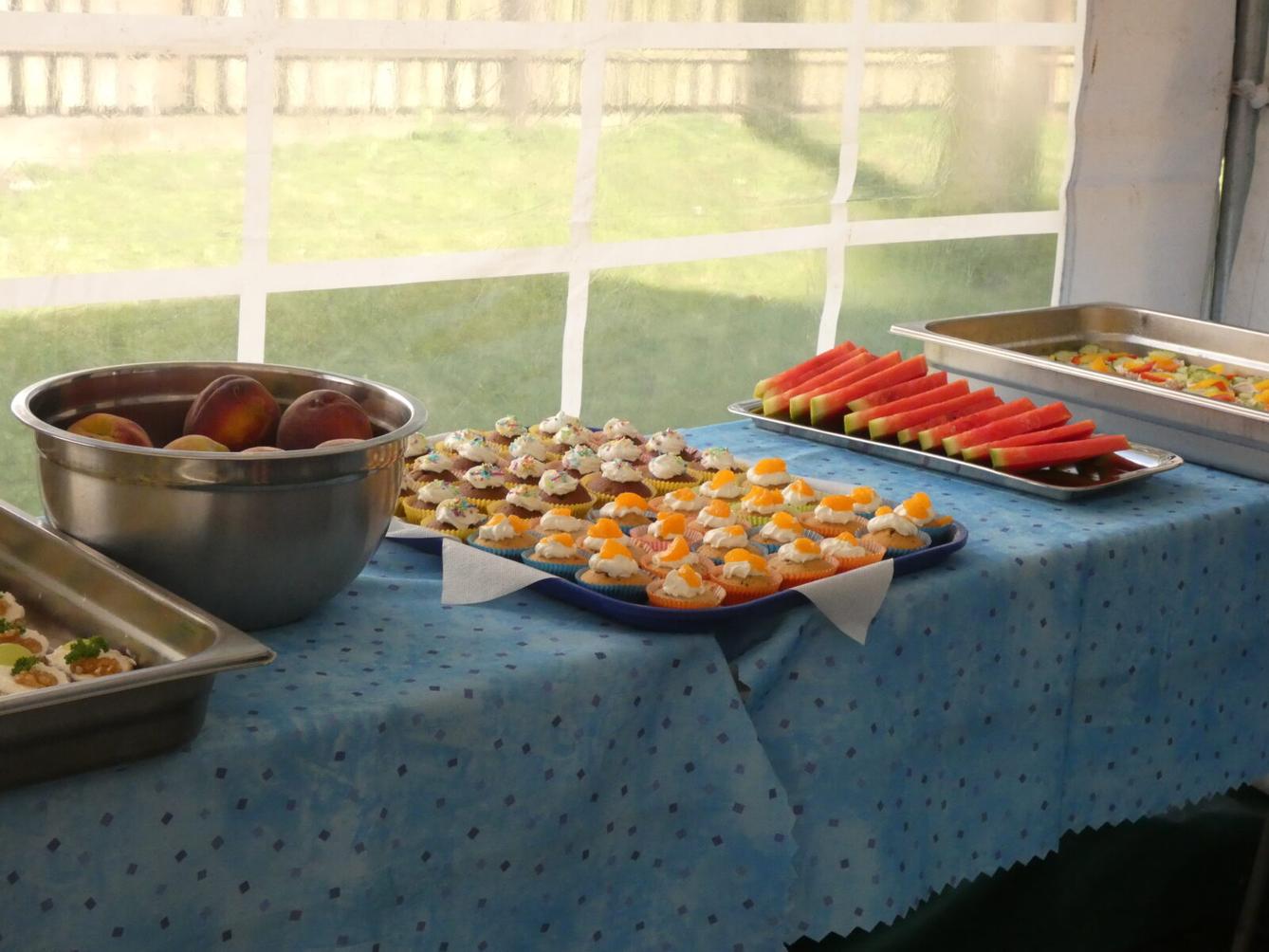 Loučení s deváťáky - zahradní slavnost - 12