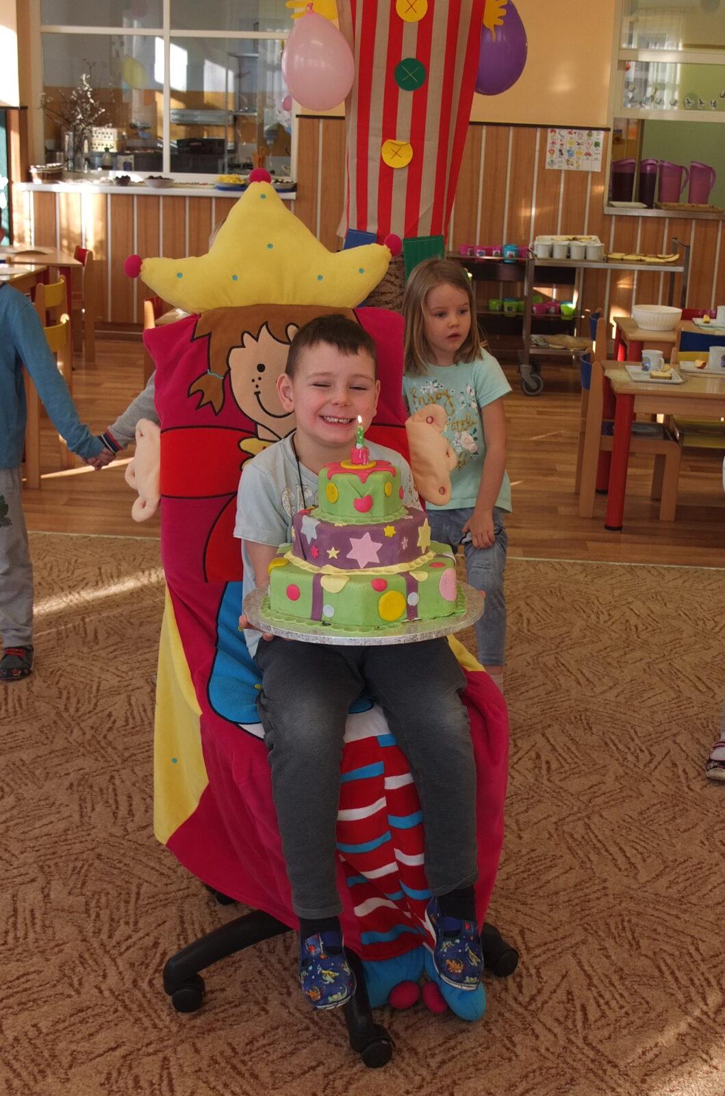 Olík má narozeniny - 3