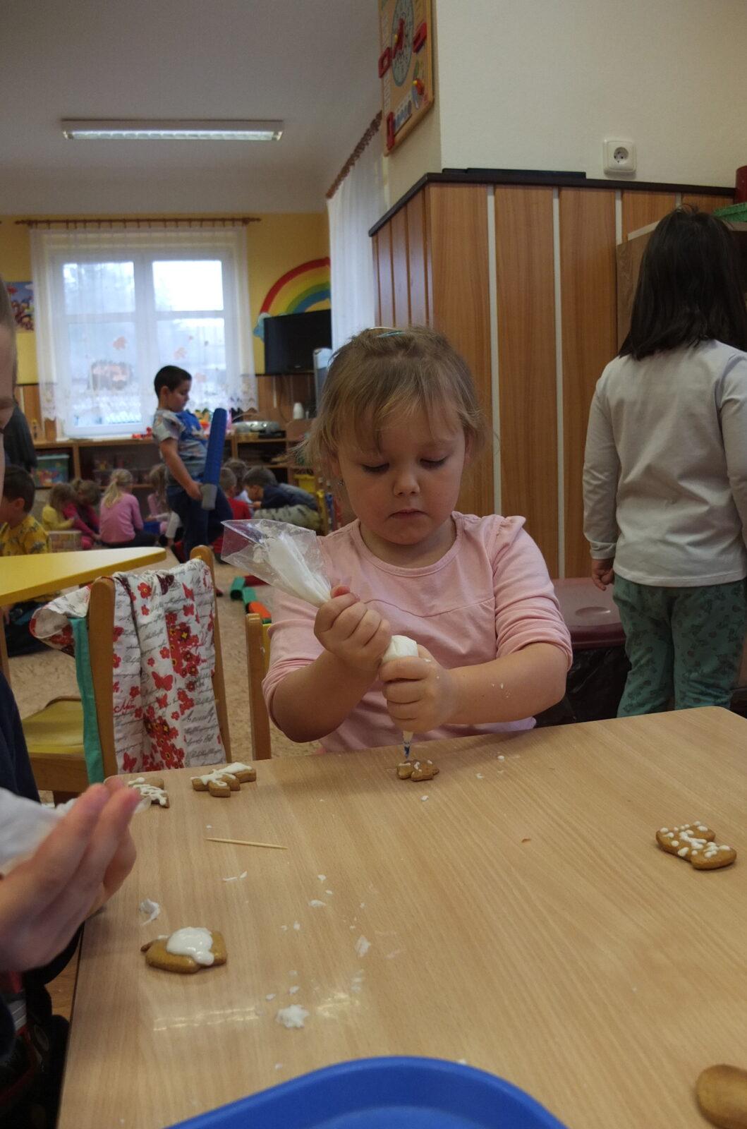 Pečení perníčků - 44